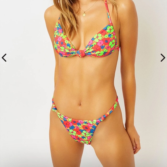 Frankie’s Bikinis Gabe string bottom - Picture 5 of 11